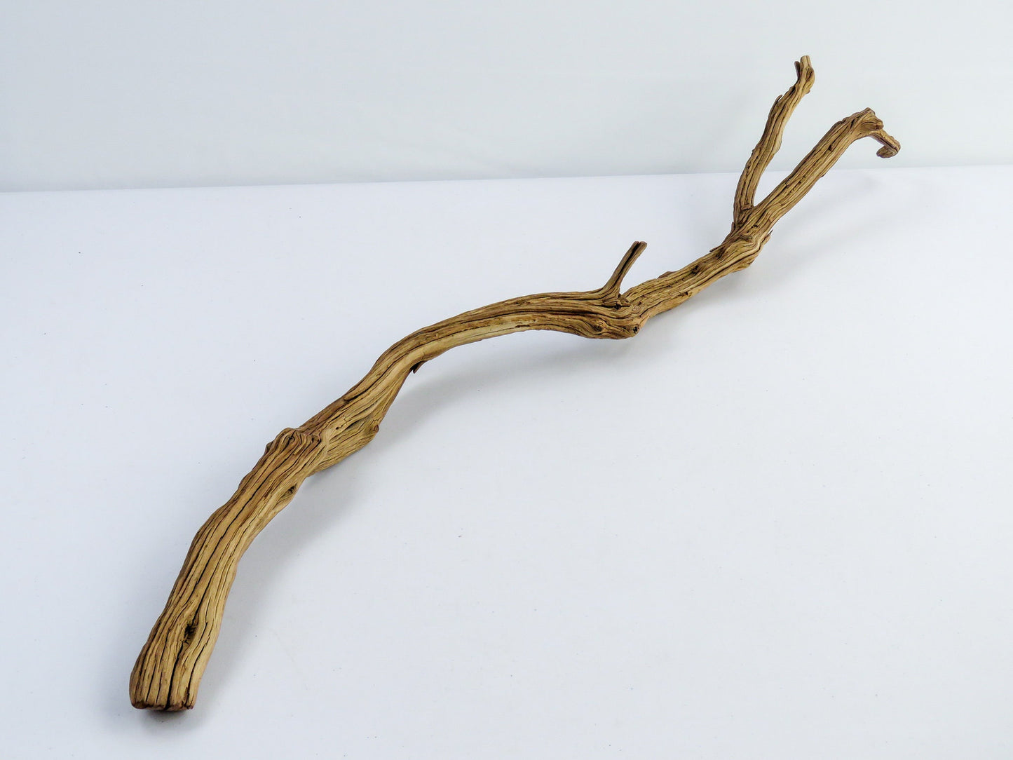 Aquarium Driftwood, (3 pc set), Fish Tank Wood, Reptile Habitat, Terrarium Hardscape, Smooth Vivarium Decor, Arizona Manzanita Branches,